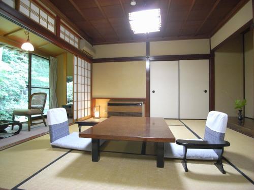 深谷温泉 元湯石屋