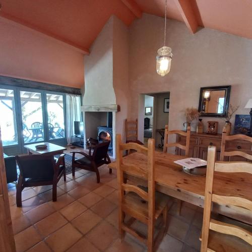 La Petite Grange in Saint-Martin-Labouval ciems