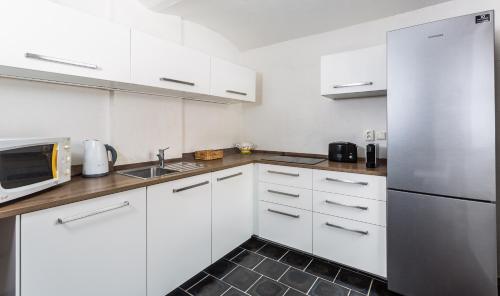 Létesítmények, Chata Plesivka in Abertamy