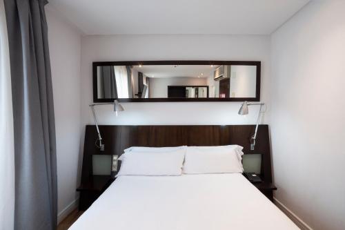 Double or Twin Room with Extra Bed