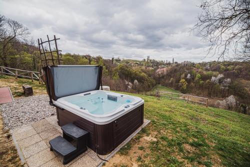Spaa, Holiday Home Liberg with Hot tub and Sauna in Pisece