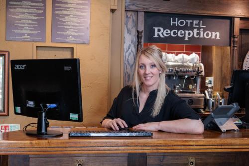 Dovey Inn - image 11