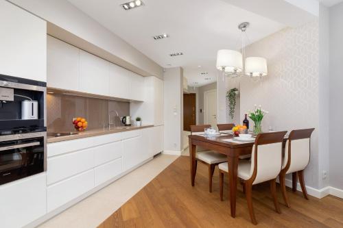 Apartament Lux Rezydencja Tatry by Renters Prestige - image 3