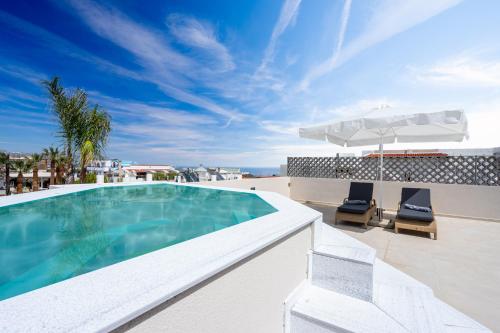 Pathos SeaSide Suites 1