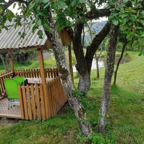 Apkārtne, RETREAT MOUNTAIN CĂSUȚA TRADIȚIONALĂ,Roşia Montana (RETREAT MOUNTAIN CASUTA TRADITIONALA,Rosia Montana) in Rosia Montana