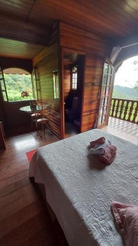 Hortênsias da Serra Pousada – Nova Friburgo, NC
