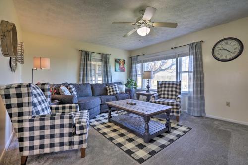 Charming East Bernstadt Retreat Less Than 6 Acre Farm! in 科爾賓