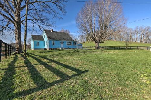 Charming East Bernstadt Retreat Less Than 6 Acre Farm!