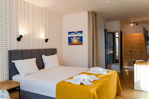 Family Hotel LAXO – Obzor, WY