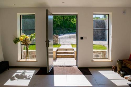 Woodmill Arches - Designer Barn Conversion for Two