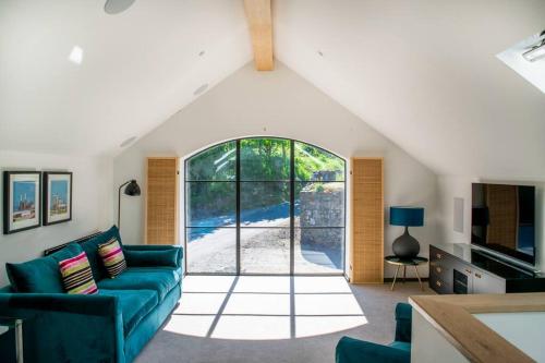 Woodmill Arches - Designer Barn Conversion for Two in Newburgh