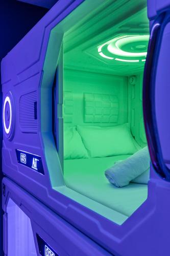 Art Seven Hostel Capsules - image 4
