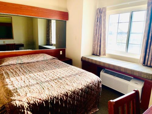 WELCOME INN & SUITES – Tunica, MS