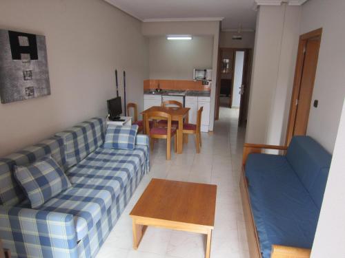 One-Bedroom Apartment (3 Adults + 1 Child)