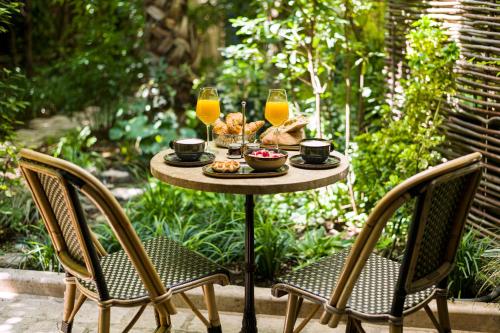 B Montmartre - image 4