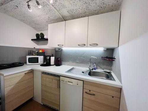 кухня, Apartment Ausseerland - willkommen bei Freunden in Хоф-Зальцбург
