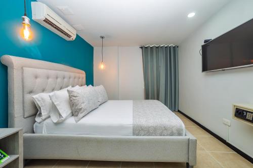 hotel greenview medellin