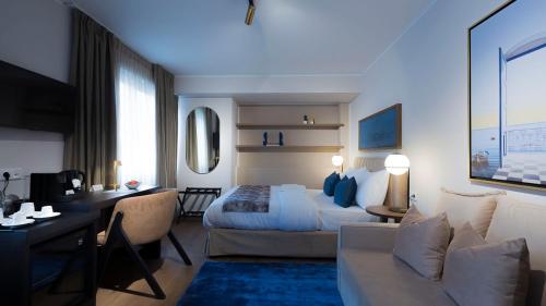 1 double bed, 1 sofa bed