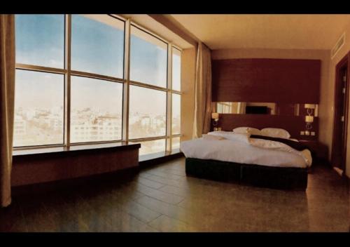 The Seventh Star Hotel Suites - main image