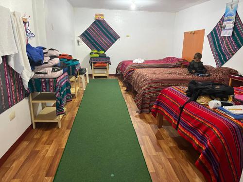 3 double beds