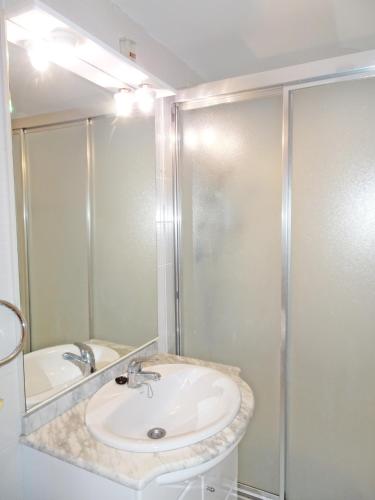 Two-Bedroom Apartment image 4