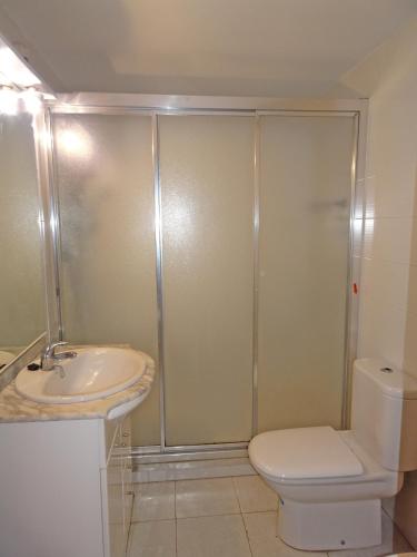 Two-Bedroom Apartment image 6