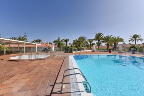 One-Bedroom Apartment room in Bungalow Sun Club EM259A by VillaGranCanaria