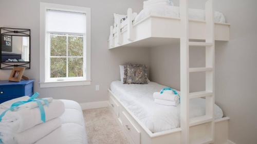 34 Seagrove Village Dr By BlueSwell - image 2
