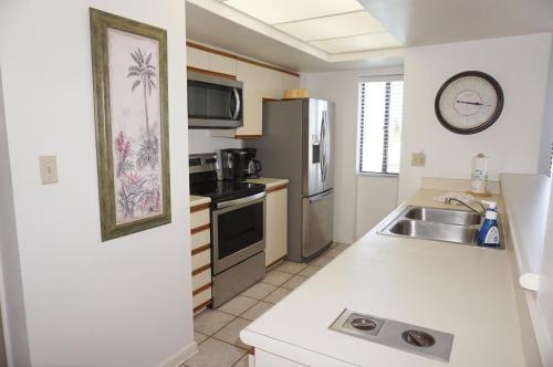 Lands End Resort - image 2