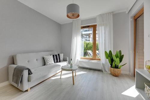 Bursztynowa - Garden Suite Apartments - image 2