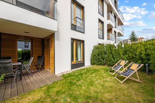 One-Bedroom Apartment image 6
