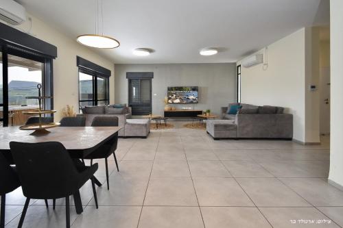 וילה מגדלא, Migdal (foto 10)
