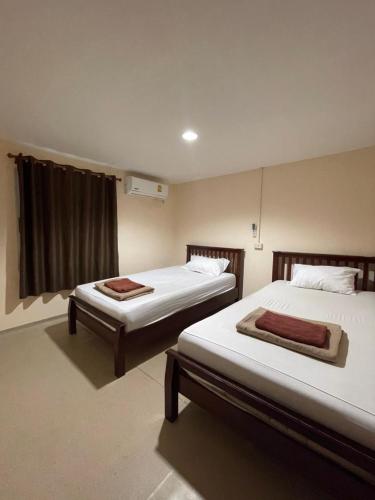 Phi Phi Paradise Hostel in Ko Phi Phi