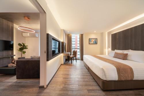 Junior Suite image 9