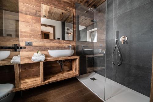ALPINE DAYS Mountain Home – Madonna di Campiglio, TN