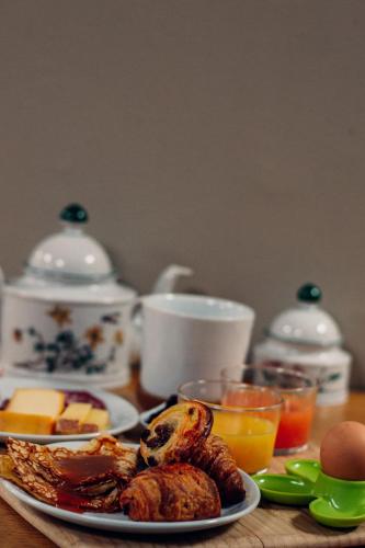 Garden Apparts - image 9