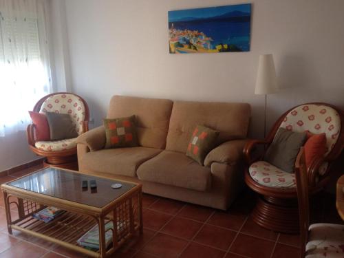 AZ02 Roof top terrace apartment, 2 bedrooms, 1 bathroom, very close to beach