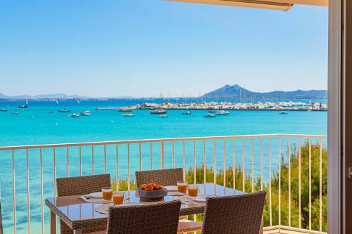 Seafront Apartment Voramar 31 by Sealand Villas 4