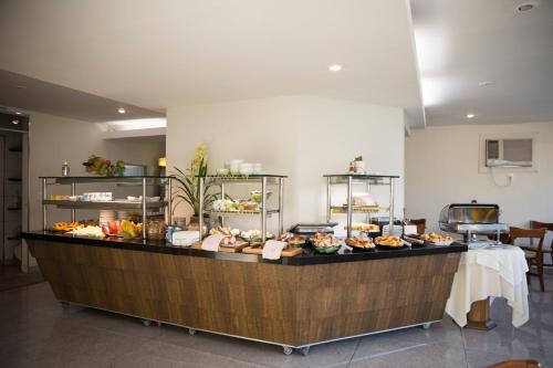 Food and beverages, Via Contorno Hotel in Oeste