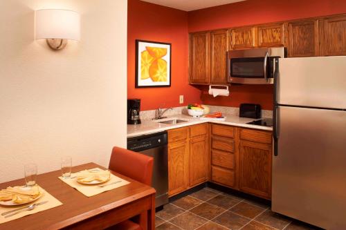 2 bedrooms, 2 beds