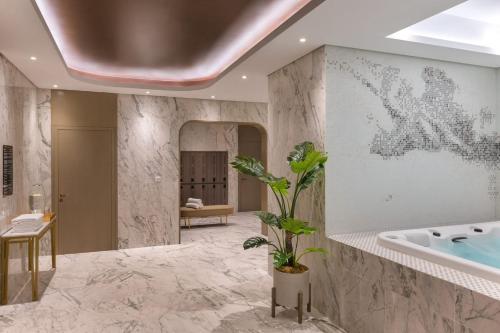 Spa, Paramount Hotel Midtown  in Business Bay