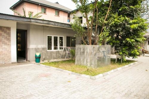Inngang, Easyinn Shortlet Apartment in Port Harcourt