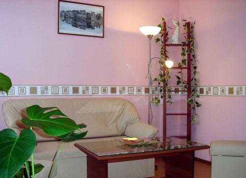 Business Hotel na Bumazhnoy