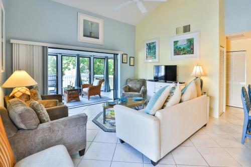 The Lakeside Beach Retreat - image 6