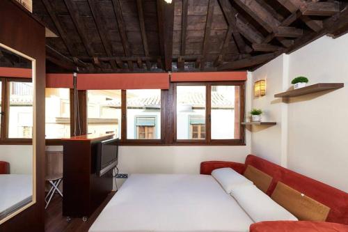 Lindo Estudio con Terraza San Matías, Granada