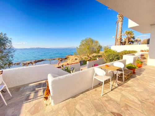 The Beachhouse Apartments 3