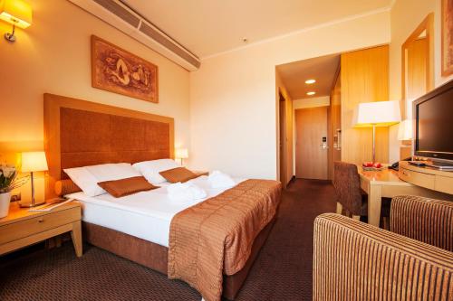 1 twin bed