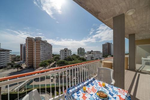 One-Bedroom Apartment image 1