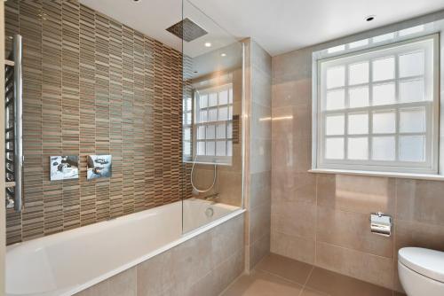 Hope House by Q Apartments - image 12