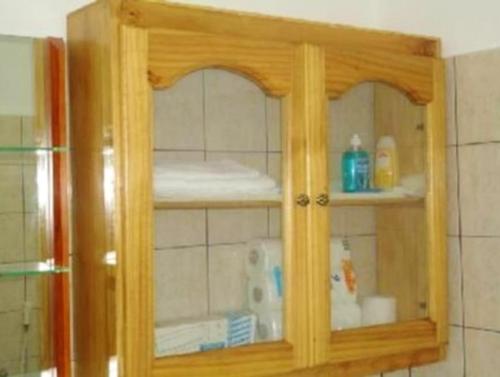 화장실, Spacious apartment with sea view in Bandrele, 170 m². in 시롱기